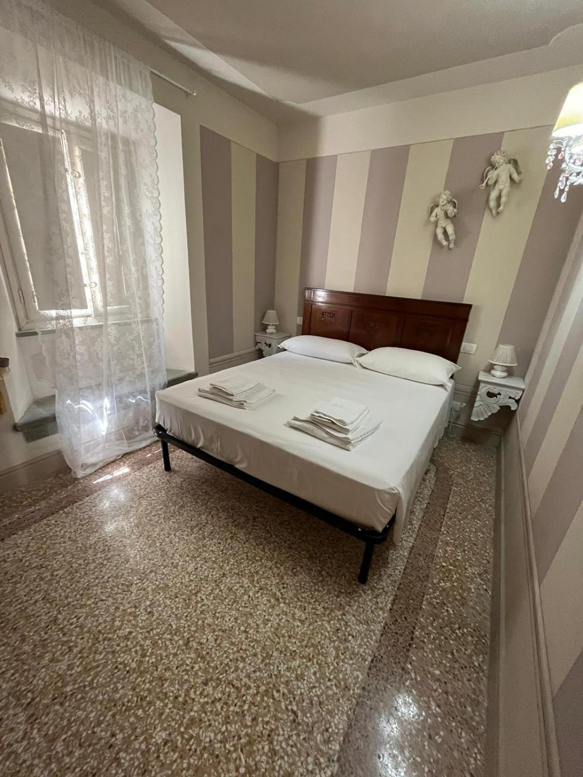 לוקה Casa Dei Cherubini מראה חיצוני תמונה